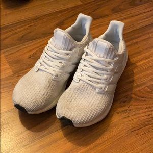 Ultraboost triple white